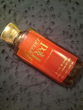 Bath & Body Works Forever Red Body Wash - 295ml2